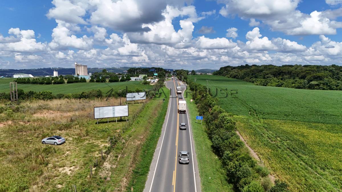 Terreno à venda em Lapa, Boqueirão, 24000m²
